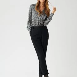 Dea Kudibal Blouses Santena Blouse Blue -Dea Kudibal Winkel 157a9ed4bfe2f0a85364b542352830f9