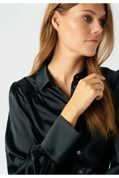 Dea Kudibal Blouses Black 3 Dea Kudibal Blouses Black