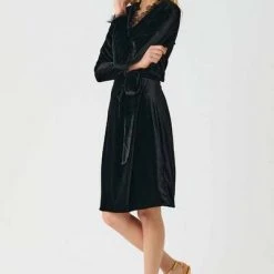Dea Kudibal Casual Jurken Wrap Dresses Black -Dea Kudibal Winkel ad0ab30770e635680cc892e239e097f8