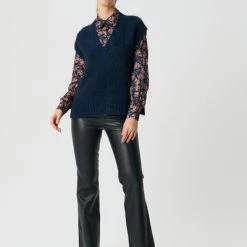 Dea Kudibal Vesten Tori Vest Blue 12 Dea Kudibal Vesten Tori Vest Blue -Dea Kudibal Winkel b9af0a76549cd92cb38522b345c693a9