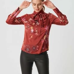 Blouses Dea Kudibal Elsa Blouse Sky Raspberry Red -Dea Kudibal Winkel ba10730118d6259f09f51c061efee173